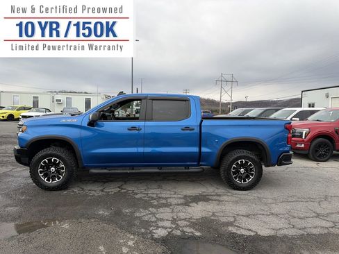 Used 2023 Chevrolet Silverado 1500 ZR2 w/ Technology Package image 10