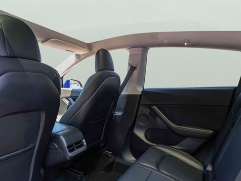 Used 2020 Tesla Model Y Long Range AWD/4WD image 20