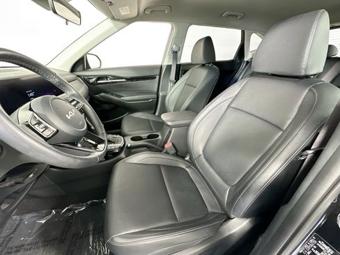Used 2025 Kia Seltos EX image 21