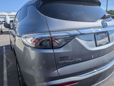 Used 2024 Buick Enclave Avenir w/ Avenir Technology Package FWD image 7