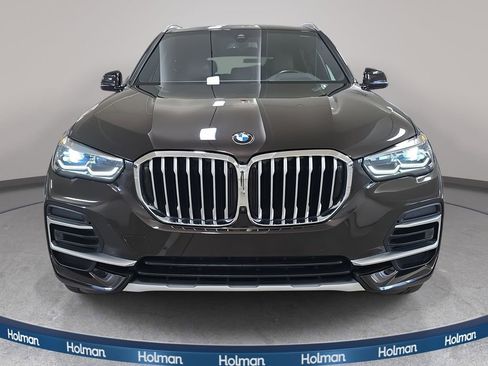 Used 2023 BMW X5 sDrive40i w/ Premium Package image 2