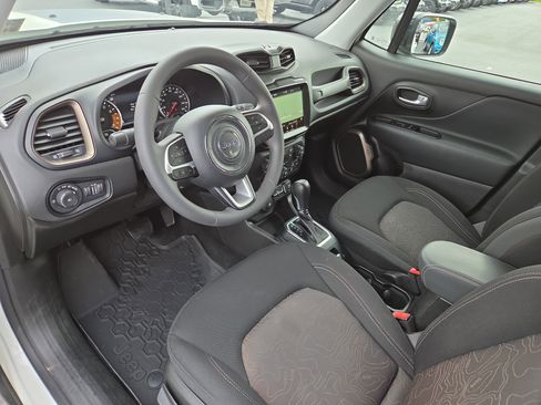 Certified 2023 Jeep Renegade Latitude AWD/4WD image 16