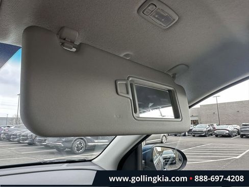 Certified 2020 Kia Niro LX image 30