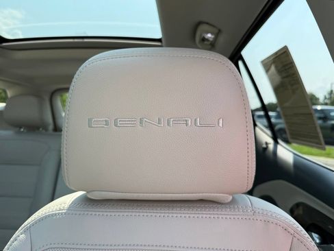 Used 2022 GMC Terrain Denali AWD/4WD image 30