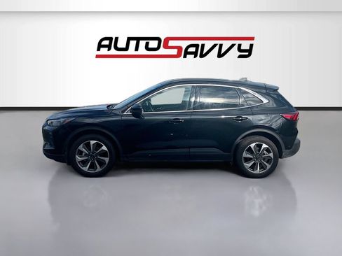 Used 2024 Ford Escape Platinum w/ Premium Technology Package AWD/4WD image 4