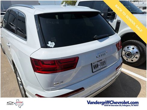 Used 2019 Audi Q7 3.0T Premium Plus AWD/4WD image 12