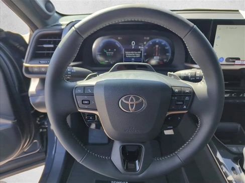 New 2026 Toyota Crown Signia image 14