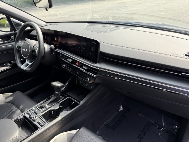 Used 2025 Kia K5 GT-Line FWD image 32