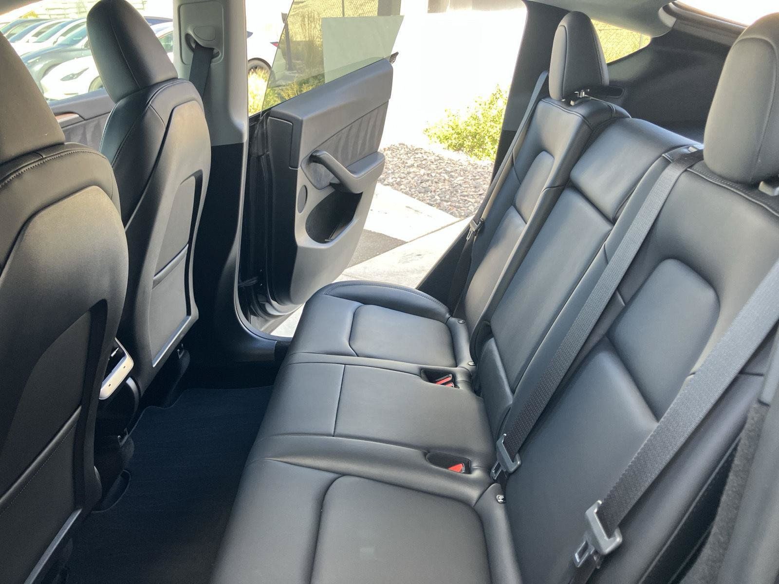 Used 2024 Tesla Model Y Long Range AWD/4WD image 15