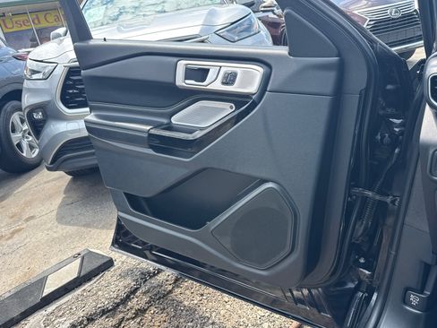 Used 2021 Ford Explorer ST w/ Equipment Group 401A AWD/4WD image 19