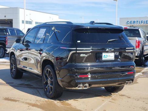 New 2026 Chevrolet Traverse RS w/ LPO, Floor Liner Package image 3