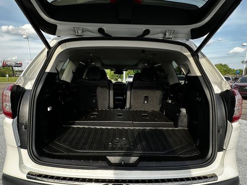 Used 2025 Subaru Ascent Bronze Edition w/ Onyx Package image 10