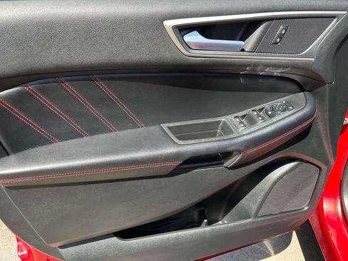 Certified 2024 Ford Edge ST-Line AWD/4WD image 26