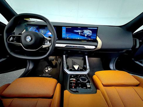 Used 2025 BMW X3 xDrive30i w/ Premium Package image 12