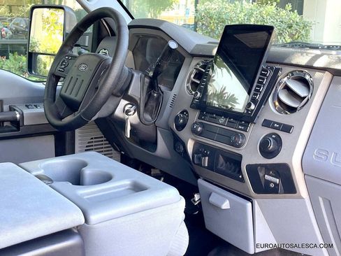 Used 2014 Ford F250 XLT w/ Camper Package image 13