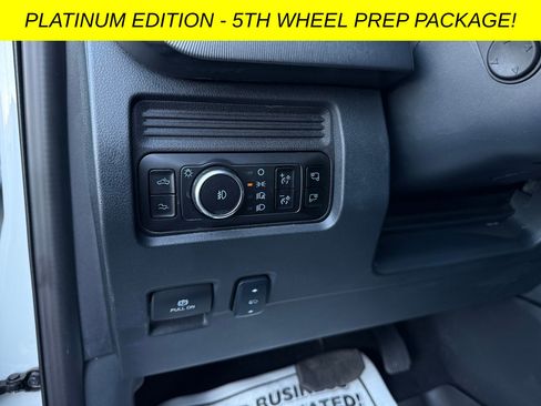 Used 2025 Ford F250 Platinum image 50