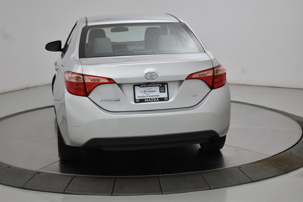 Used 2018 Toyota Corolla LE FWD image 9
