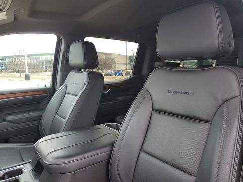 Used 2023 GMC Sierra 1500 Denali w/ Technology Package image 5