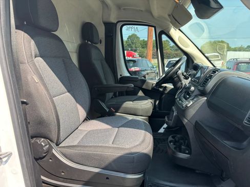 Used 2023 RAM ProMaster 3500 w/ Black Appearance Package FWD image 18