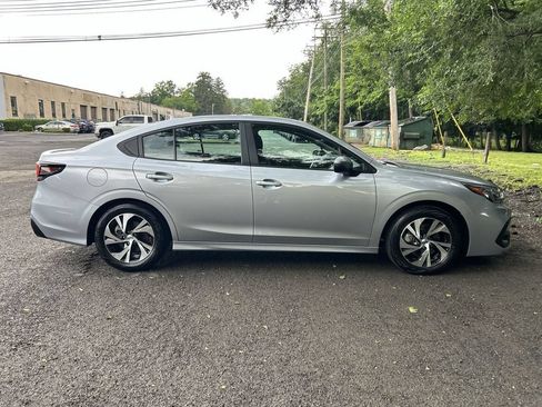 Used 2025 Subaru Legacy Premium AWD/4WD image 9
