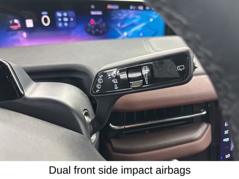 Used 2025 Lincoln Navigator Reserve AWD/4WD image 33