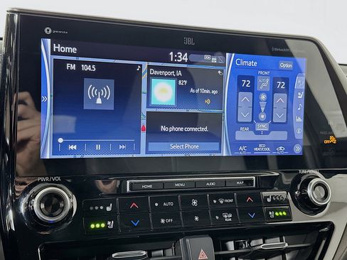 Used 2020 Toyota Highlander Limited AWD/4WD image 15