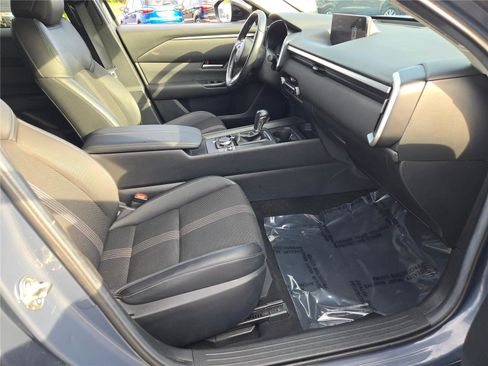 Used 2024 MAZDA CX-50 AWD 2.5 S w/ Preferred Package image 7