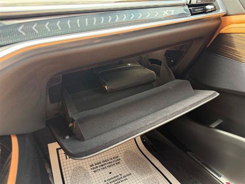 Used 2023 BMW X7 xDrive40i w/ M Sport Package AWD/4WD image 30