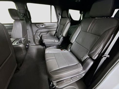 Used 2024 Chevrolet Tahoe RST w/ RST Performance Edition image 23