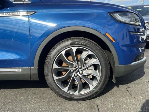 Certified 2021 Lincoln Nautilus Reserve image 6