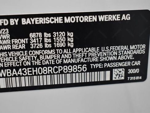 Certified 2024 BMW 750e xDrive w/ Executive Package image 31