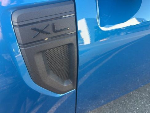 New 2026 Ford Maverick XL image 9