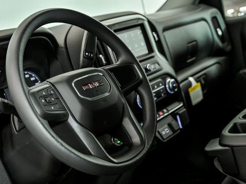 New 2026 GMC Sierra 1500 Pro AWD/4WD image 9