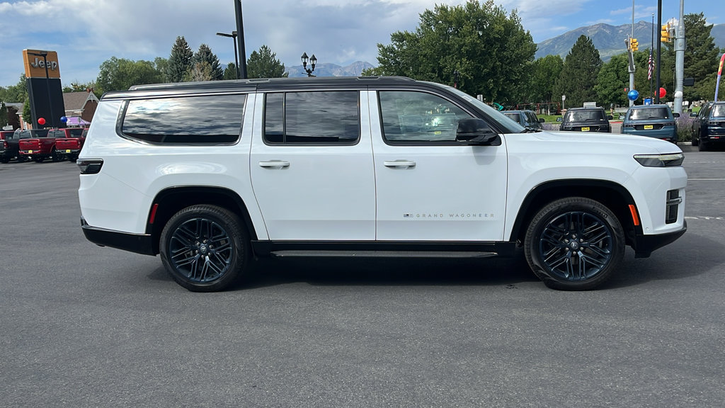 New 2026 Jeep Grand Wagoneer L 4WD image 4