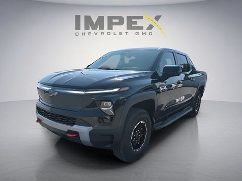 Used 2026 Chevrolet Silverado EV Trail Boss AWD/4WD image 1