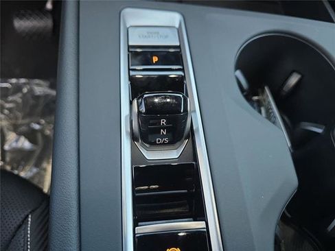 New 2026 Volkswagen Atlas Cross Sport SE image 16