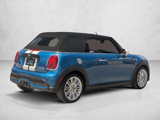 Used 2024 MINI Cooper S FWD image 5