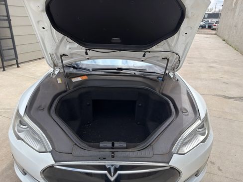 Used 2013 Tesla Model S image 22