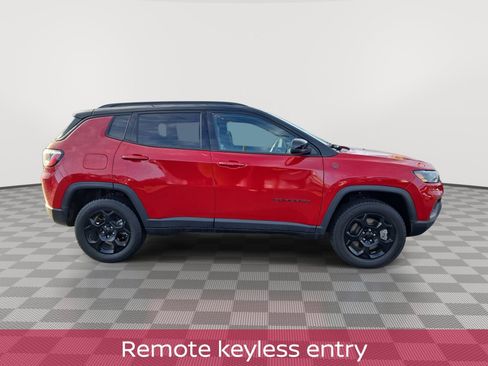 Used 2024 Jeep Compass Trailhawk image 10