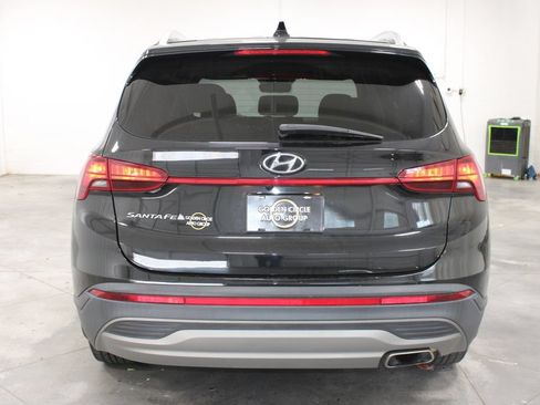 Used 2023 Hyundai Santa Fe SEL FWD image 8