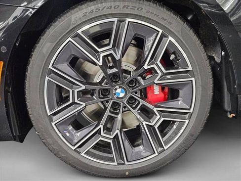 Used 2026 BMW 530i xDrive w/ M Sport Package AWD/4WD image 16