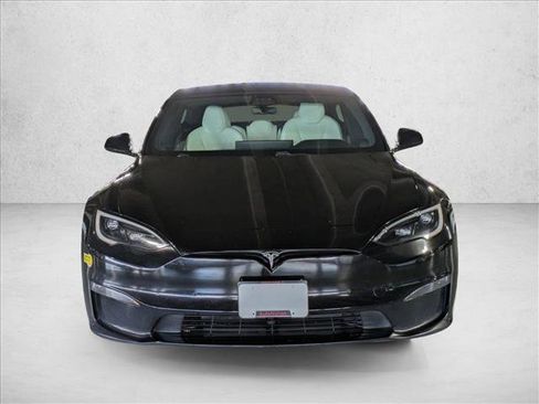 Used 2022 Tesla Model S image 2