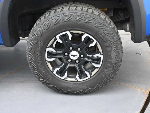 Used 2022 Chevrolet Silverado 1500 ZR2 AWD/4WD image 5
