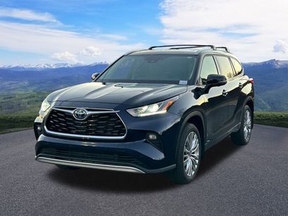 Used 2023 Toyota Highlander Platinum