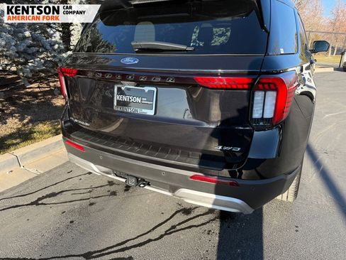 Used 2025 Ford Explorer Platinum w/ LUX Leather Package image 43