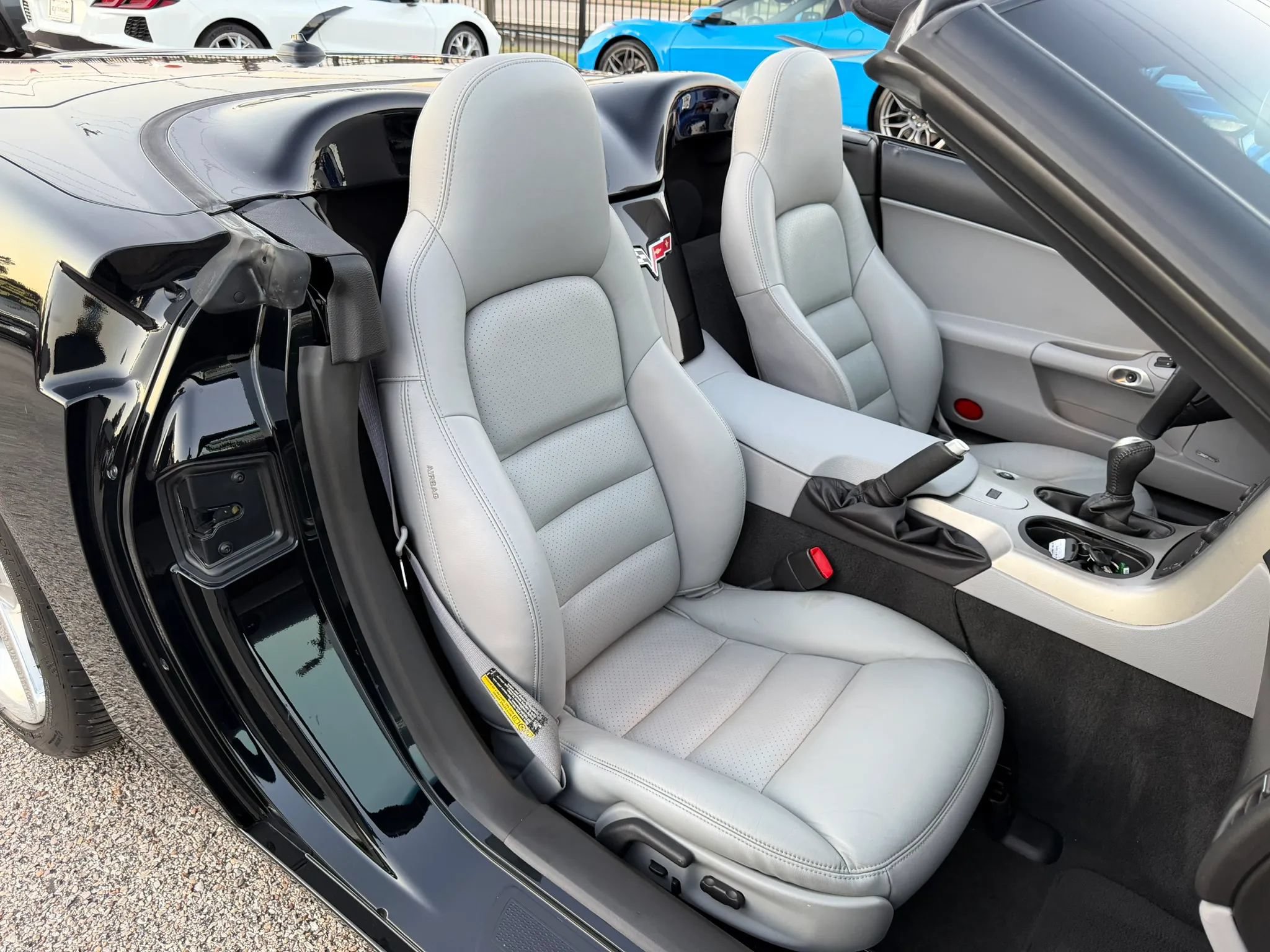 Used 2005 Chevrolet Corvette Convertible w/ Preferred Equipment Group RWD image 24