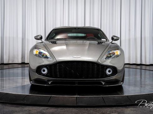 Used 2018 Aston Martin Vanquish Zagato image 7