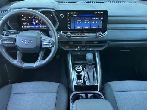 Used 2026 Chevrolet Colorado Trail Boss image 16