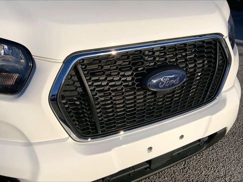 Used 2024 Ford Transit 350 XLT image 27