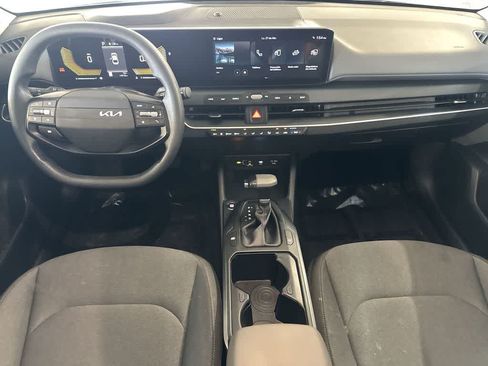 Used 2025 Kia K4 FWD image 23